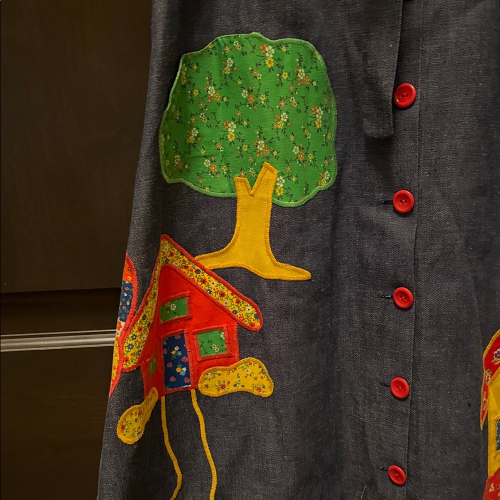 Charming Denim Skirt with Colorful Appliqué Design 28” Waist - Picture 3 of 5